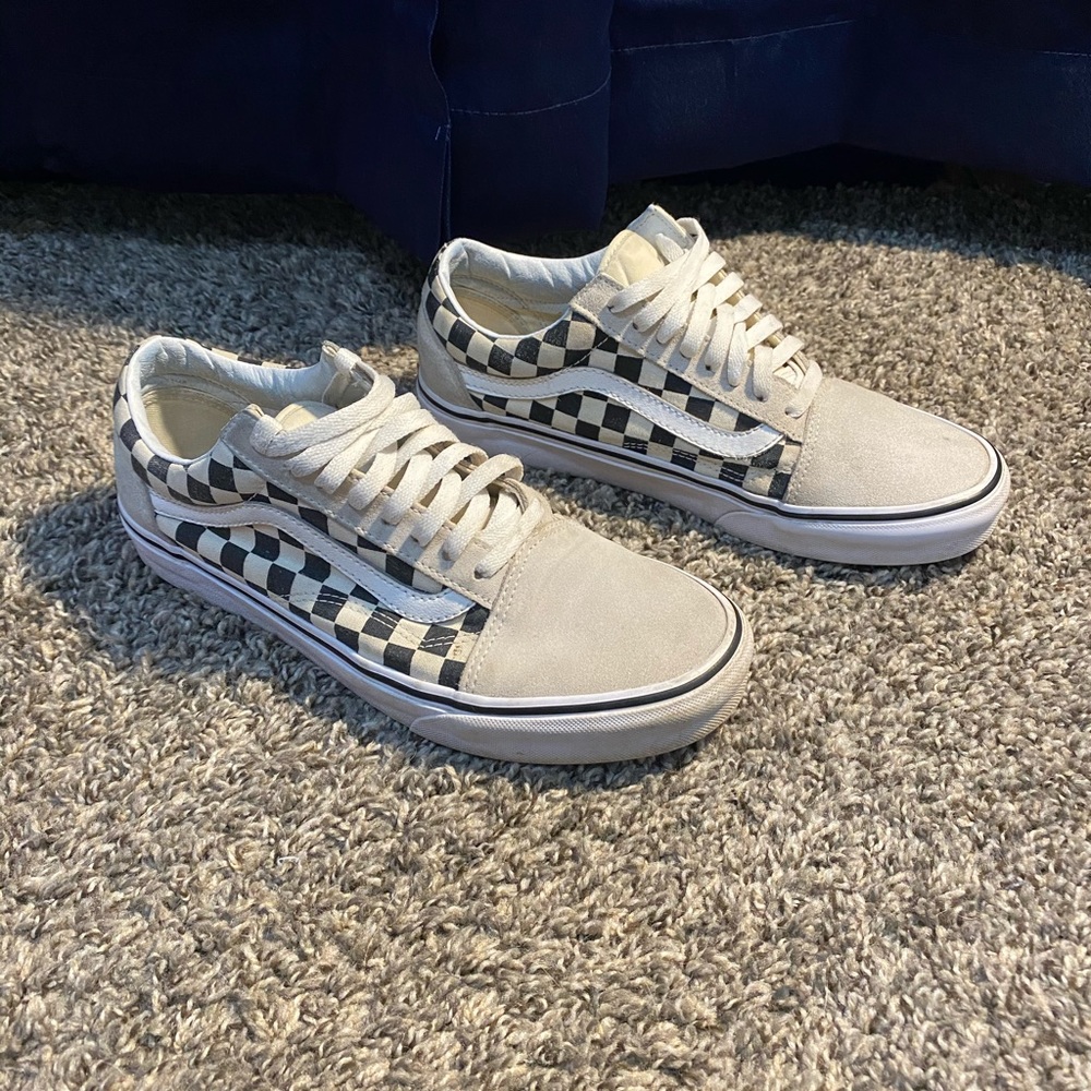 Old Skool Checker Vans